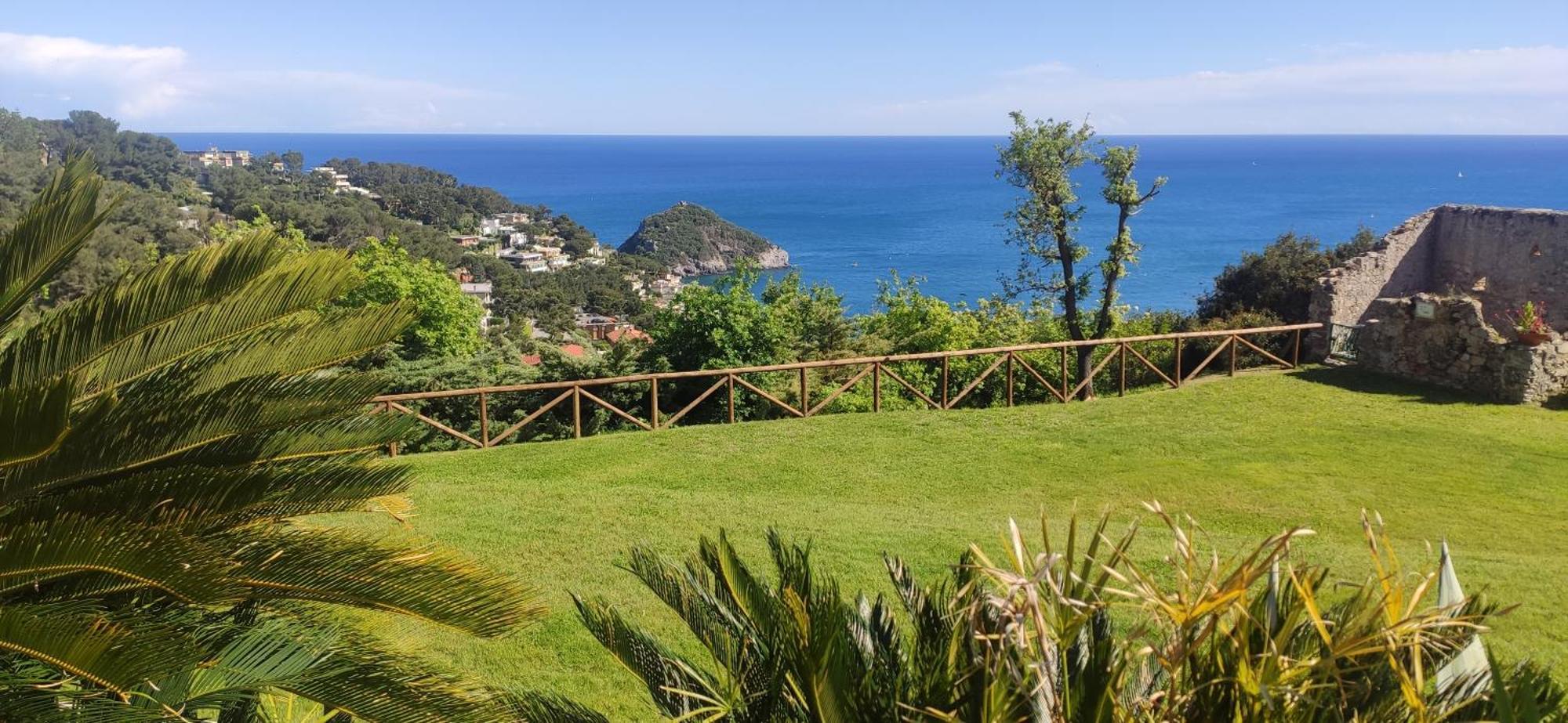 Il Giardino Sull'Isola - Appartamento - Bergeggi Exterior photo